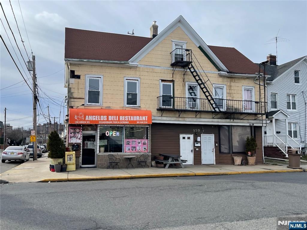 159 Union Street 1 - Photo 1