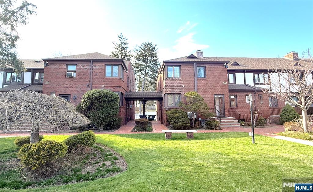 307 Prospect Avenue UNIT 14I, Hackensack, NJ, 07601