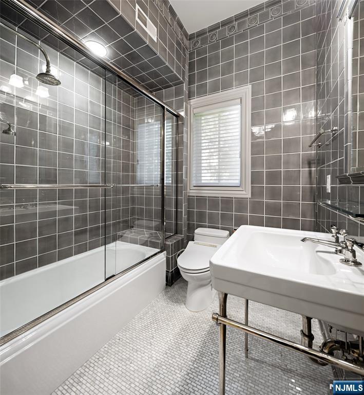 45 Marjorie Terrace, Englewood Cliffs, NJ, 07632