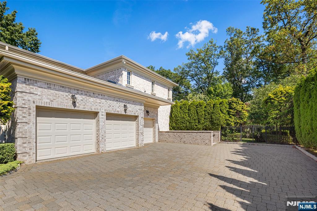 45 Marjorie Terrace, Englewood Cliffs, NJ, 07632