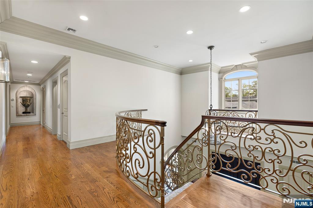 45 Marjorie Terrace, Englewood Cliffs, NJ, 07632