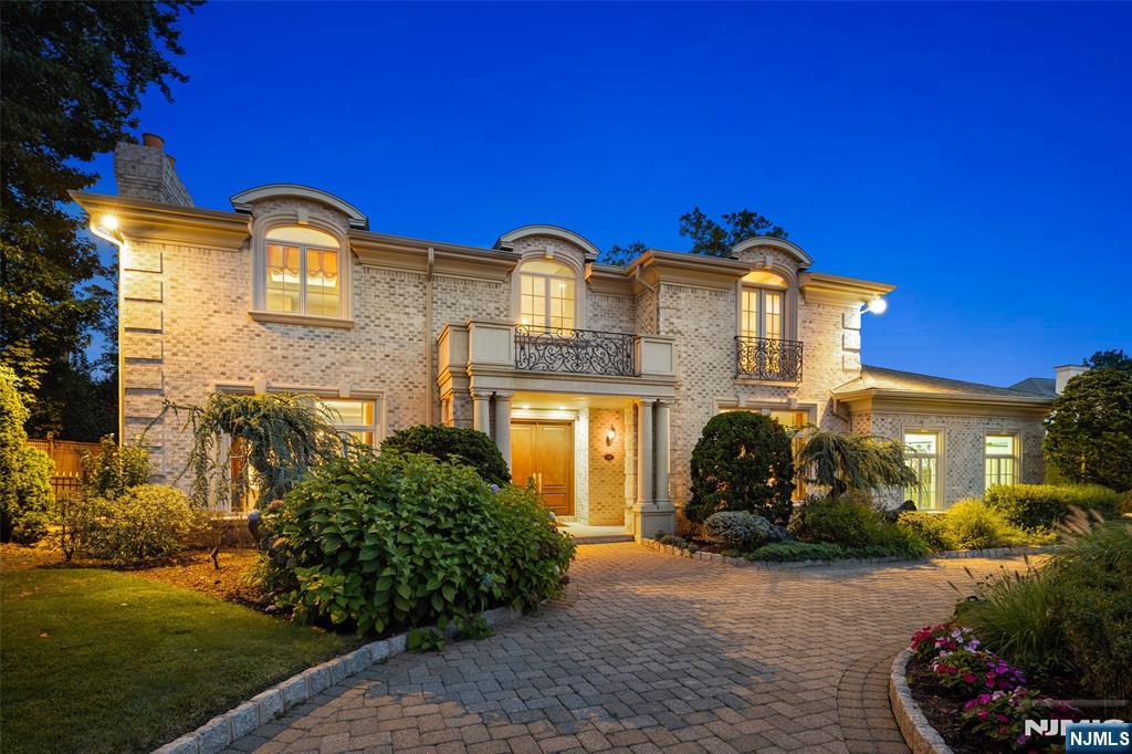 45 Marjorie Terrace, Englewood Cliffs, NJ, 07632