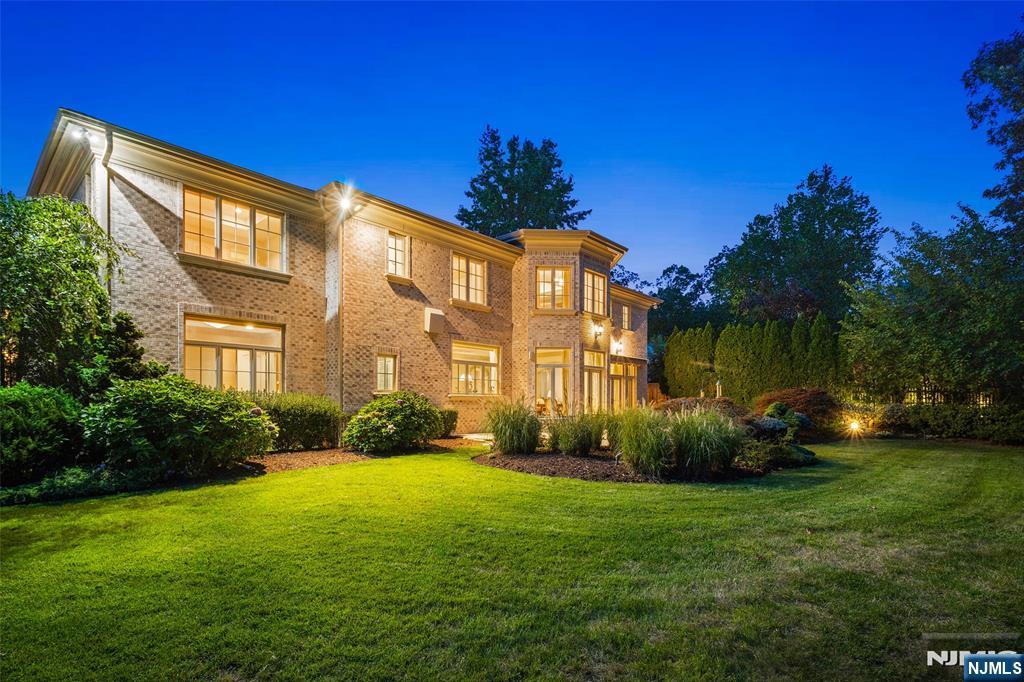 45 Marjorie Terrace, Englewood Cliffs, NJ, 07632