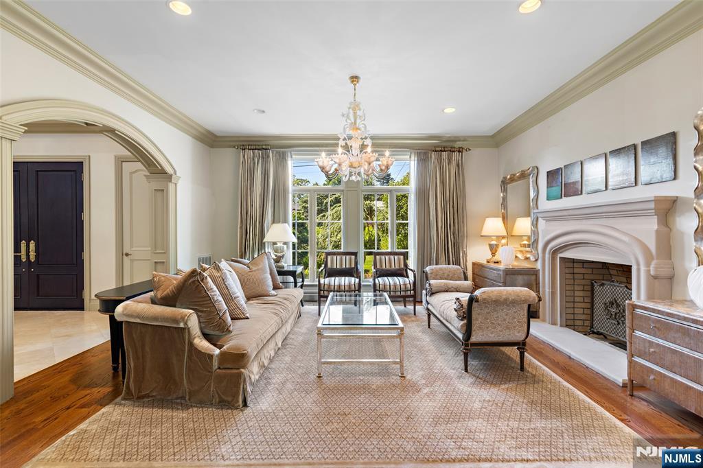 45 Marjorie Terrace, Englewood Cliffs, NJ, 07632