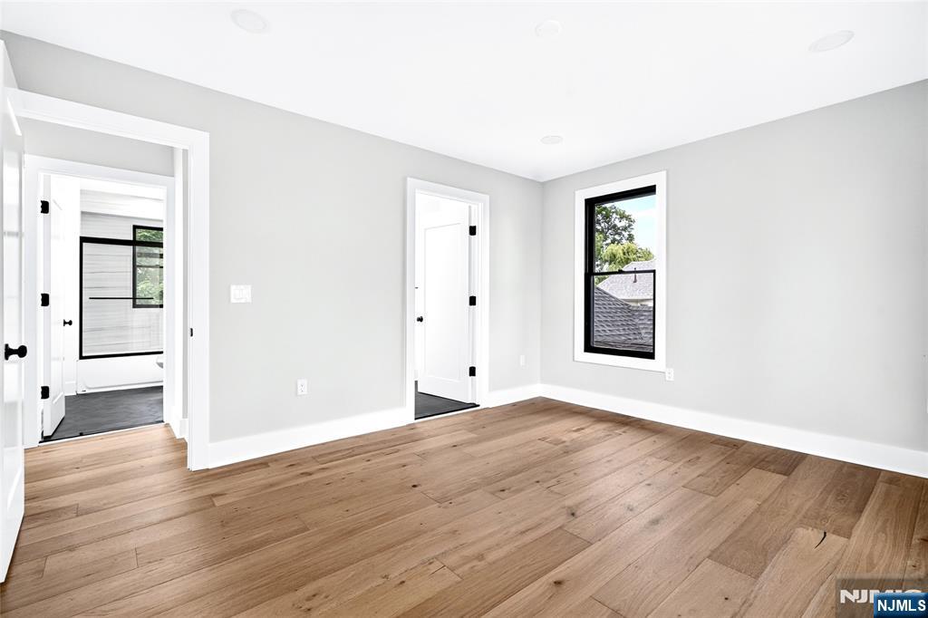 447 Queen Anne Road — photo 28