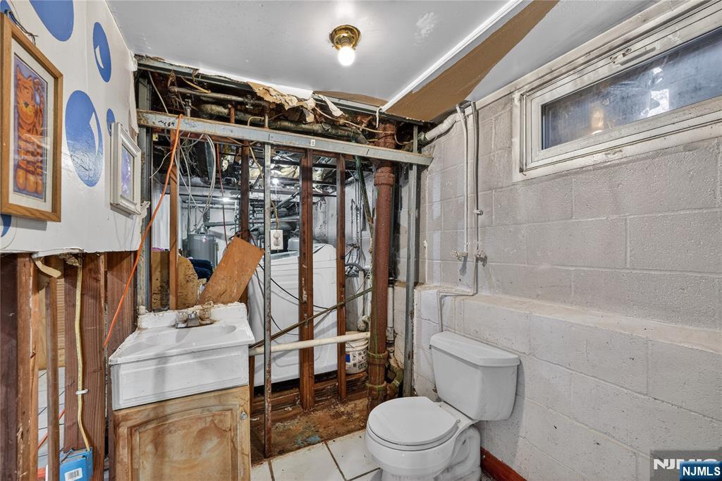 241 Halsted Street, East Orange, NJ, 07018