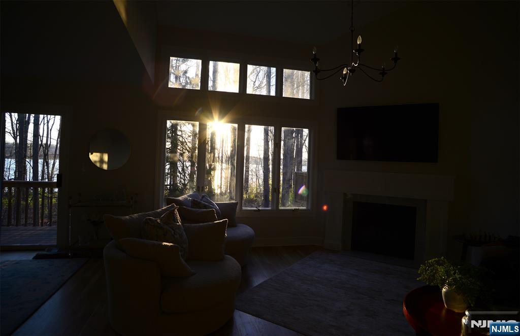 111 Lakeview Drive, Old Tappan, NJ, 07675