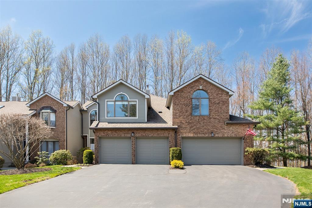 111 Lakeview Drive, Old Tappan, NJ, 07675