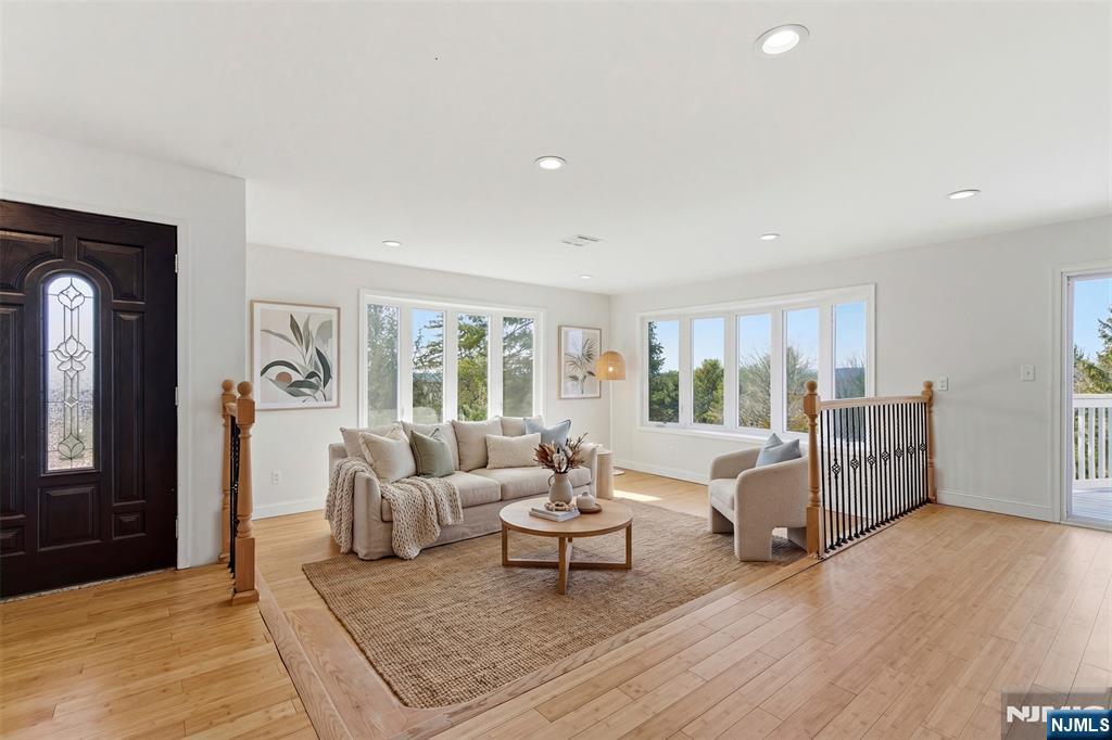 2 Rossi Drive — photo 11