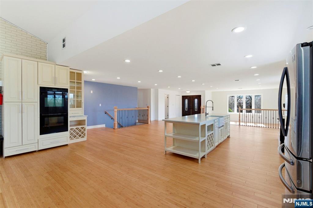 2 Rossi Drive — photo 16