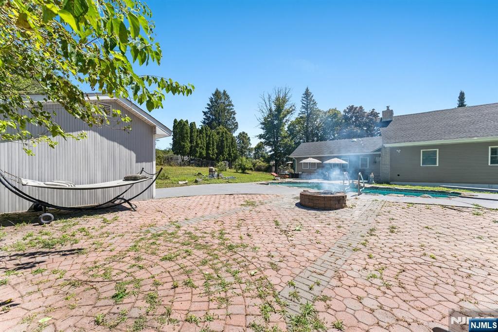 2 Rossi Drive — photo 38