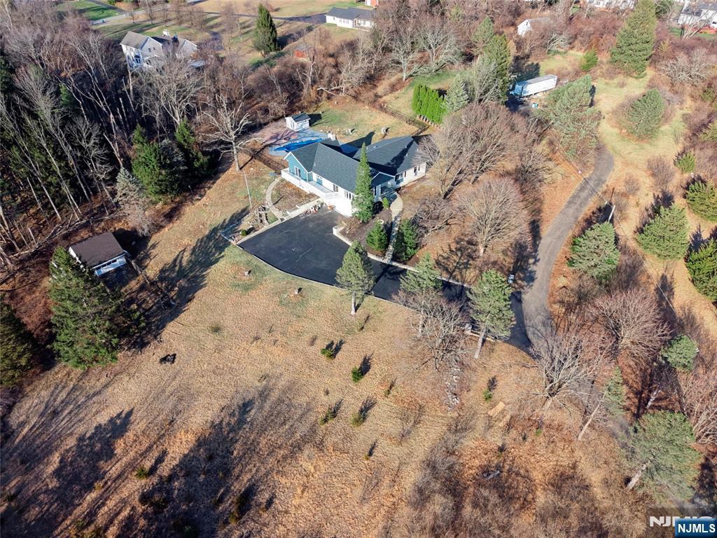 2 Rossi Drive — photo 43