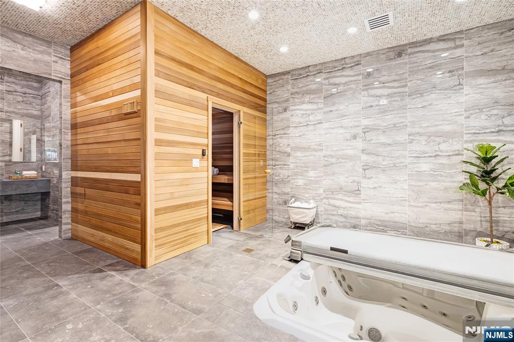 241 Saddle River Road