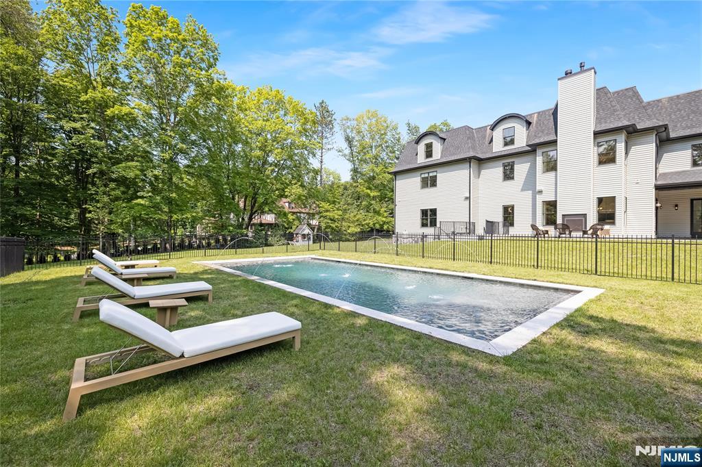241 Saddle River Road