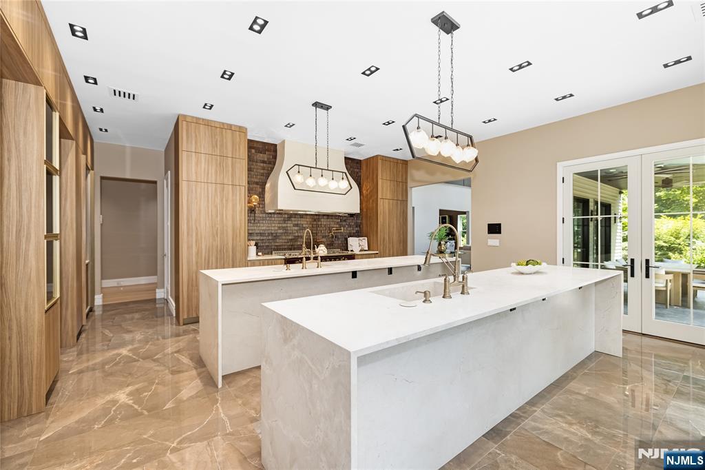241 Saddle River Road