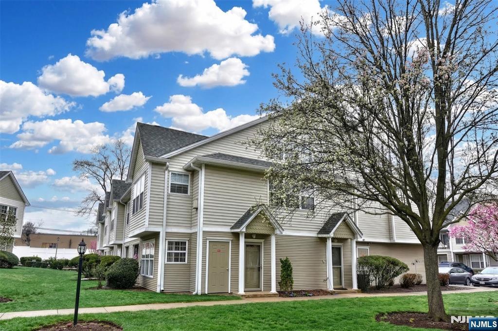 8100 River Road UNIT 210, North Bergen, NJ, 07047