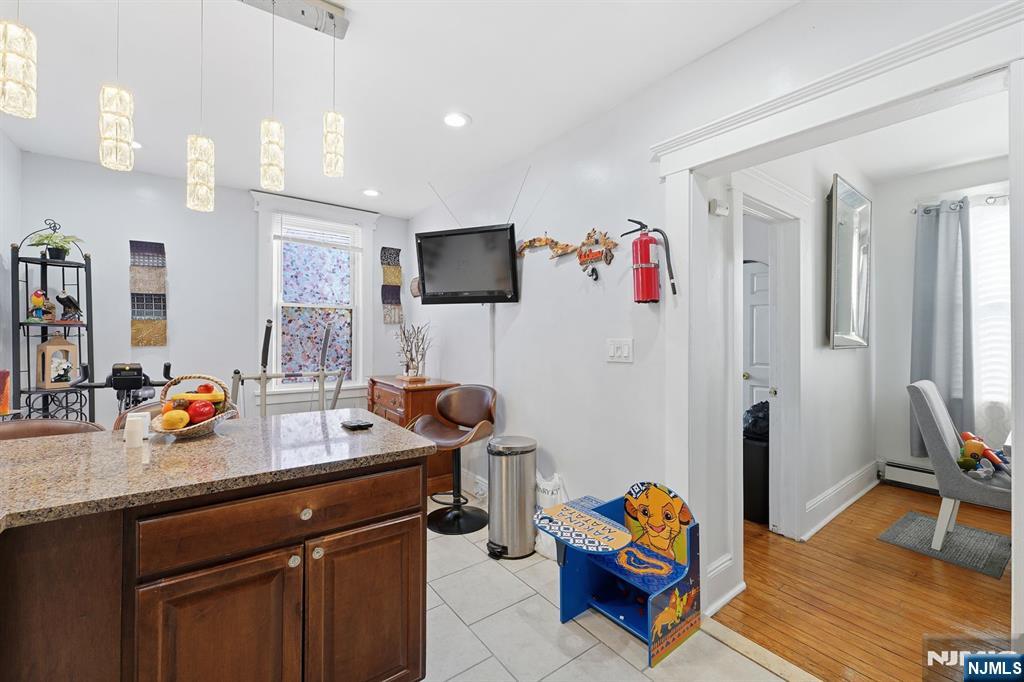 10 Maple Street, Garfield, NJ, 07026