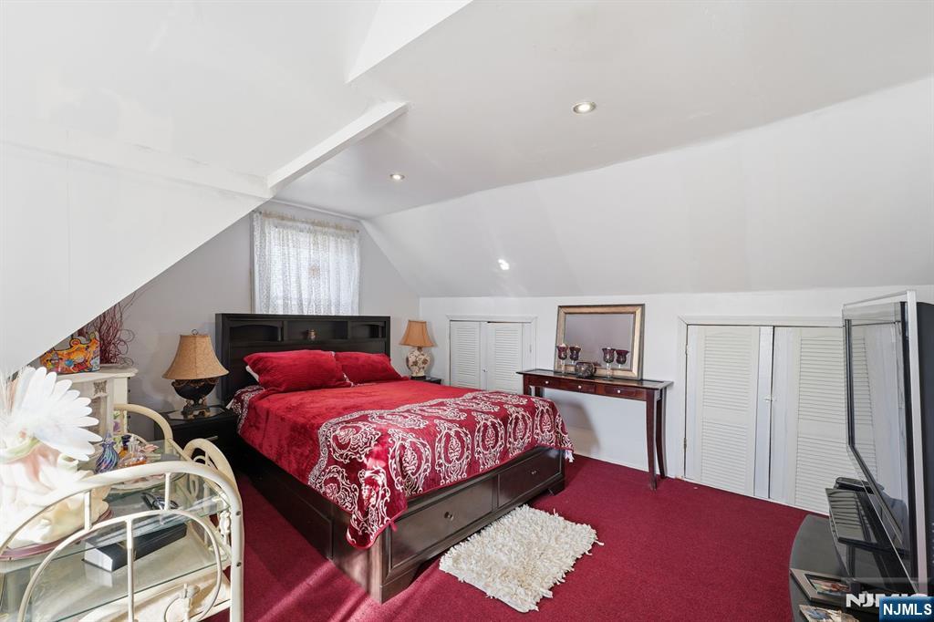 10 Maple Street, Garfield, NJ, 07026