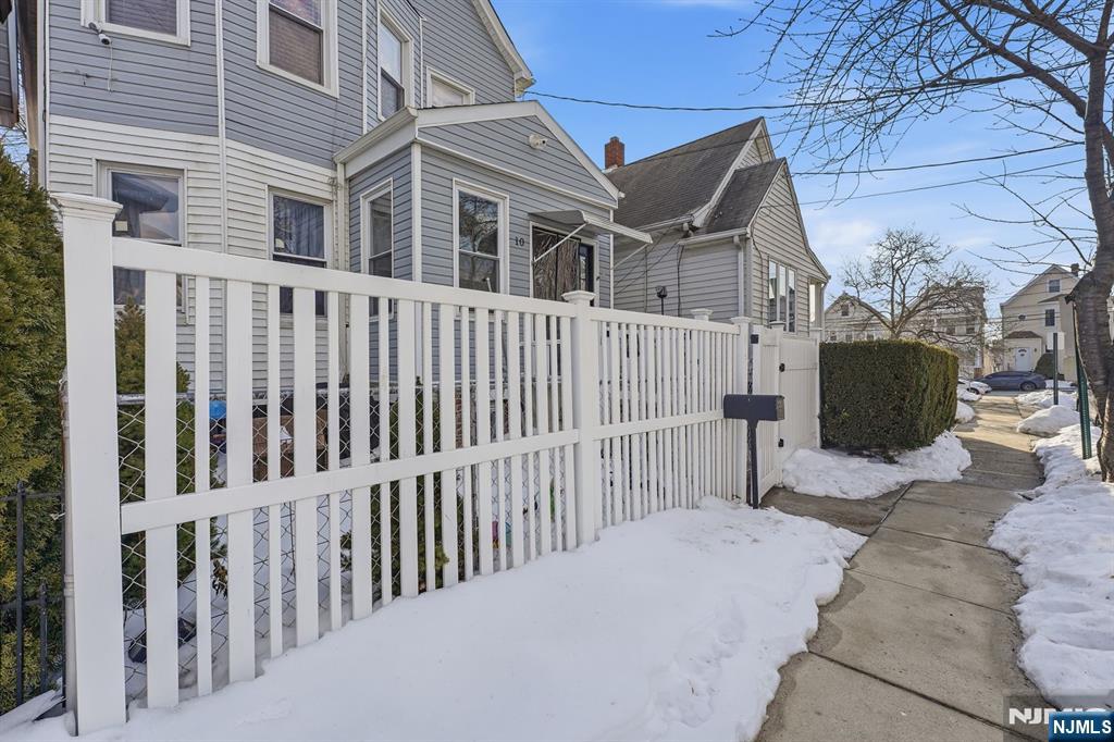 10 Maple Street, Garfield, NJ, 07026