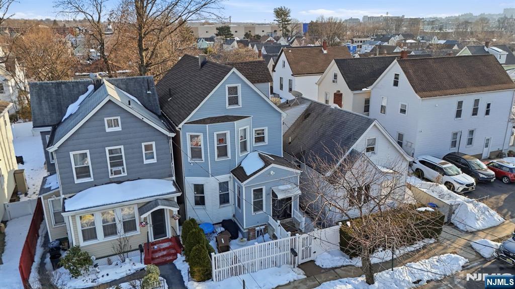 10 Maple Street, Garfield, NJ, 07026