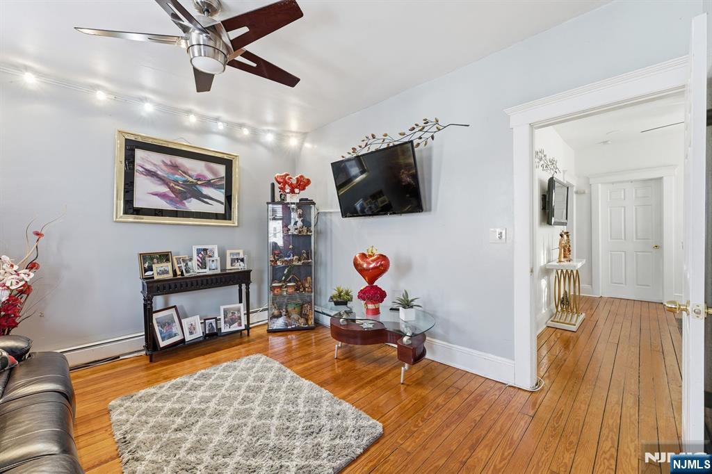 10 Maple Street, Garfield, NJ, 07026