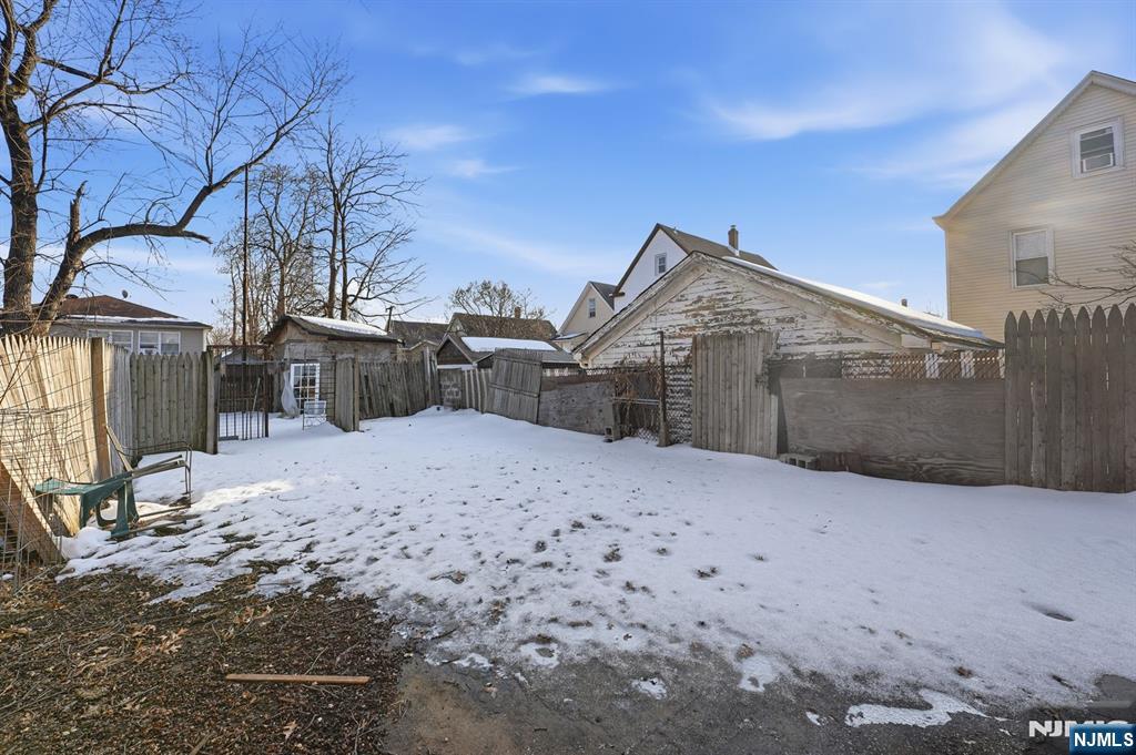 10 Maple Street, Garfield, NJ, 07026