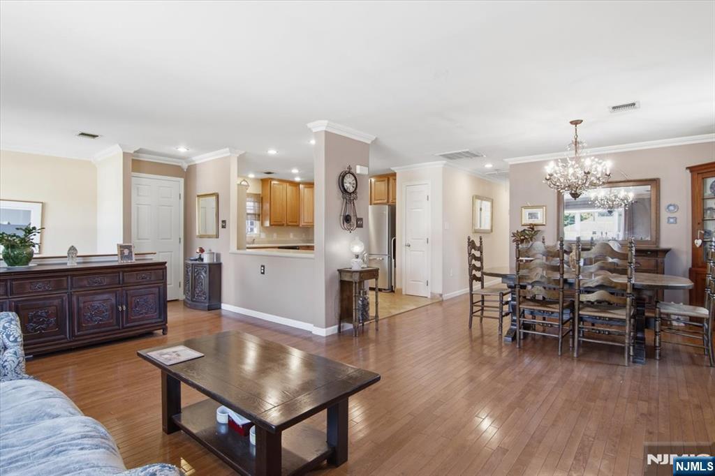 7 Strickland Avenue - Photo 3