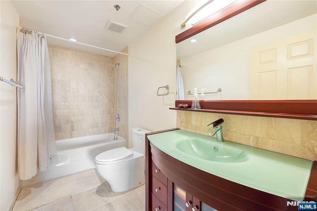 800 Palisade Avenue UNIT 1903, Fort Lee, NJ, 07024