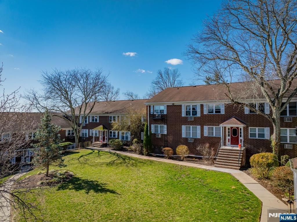 100 Pierson Miller Drive - Photo 1