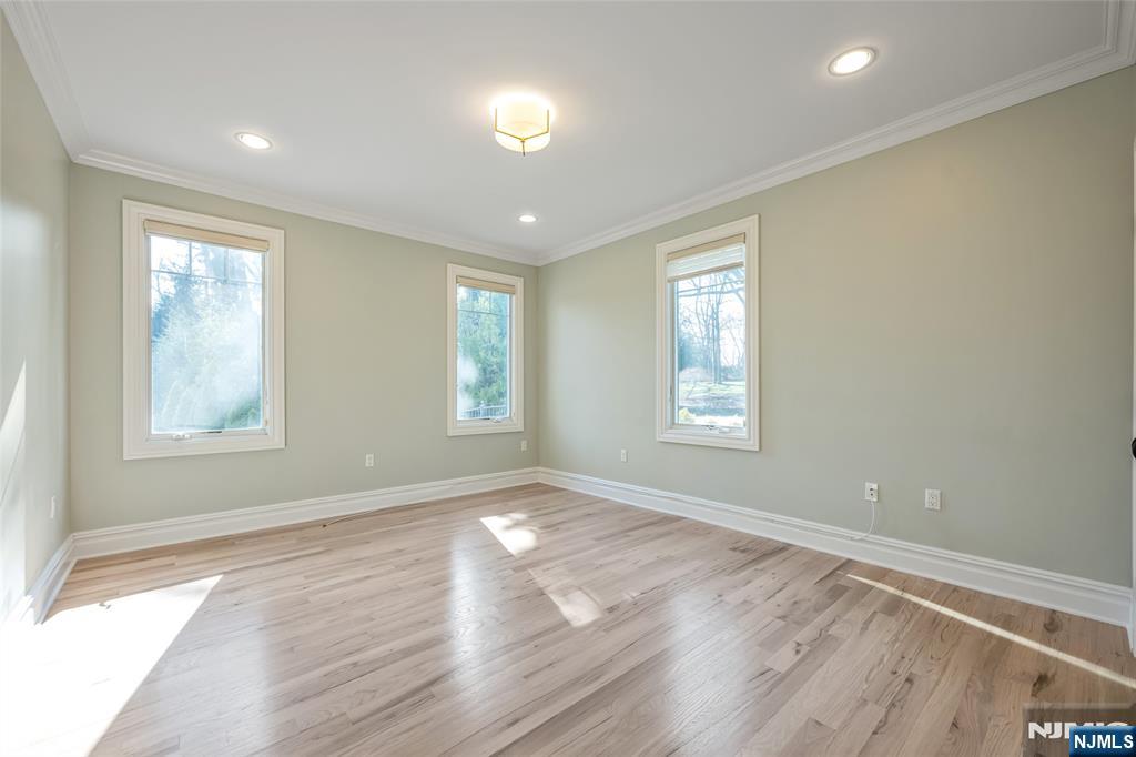 41 Sunset Road, Demarest, NJ, 07627