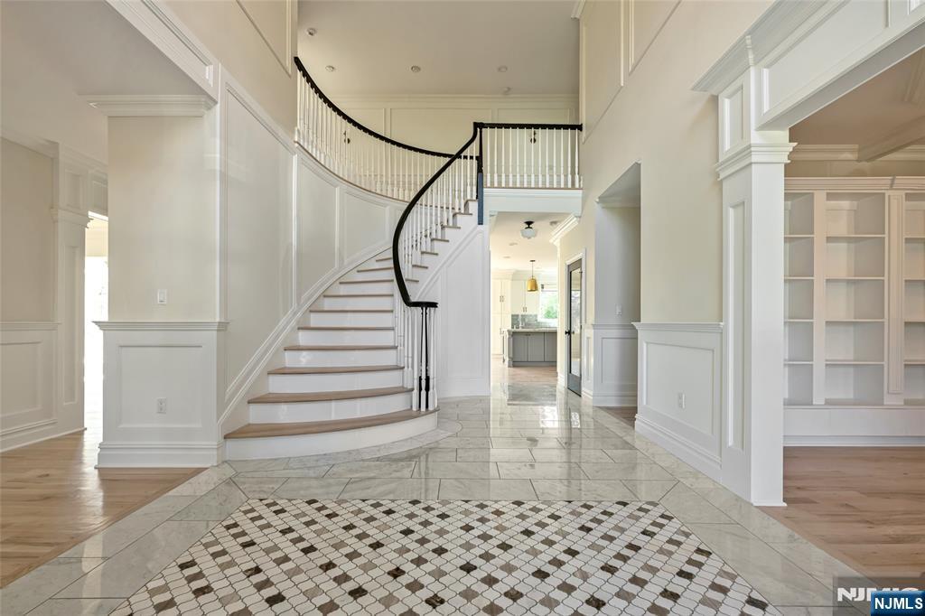 41 Sunset Road, Demarest, NJ, 07627