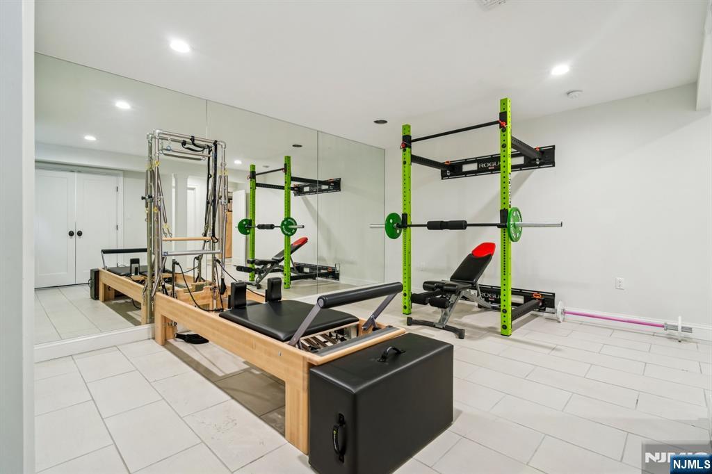 41 Sunset Road, Demarest, NJ, 07627