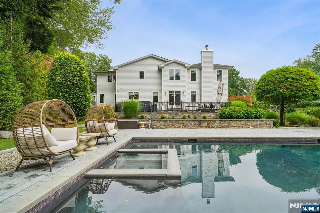 41 Sunset Road, Demarest, NJ, 07627