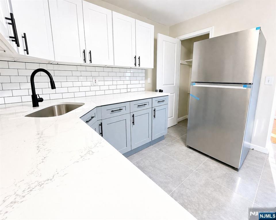 19 Stuyvesant Avenue, Newark, NJ, 07106