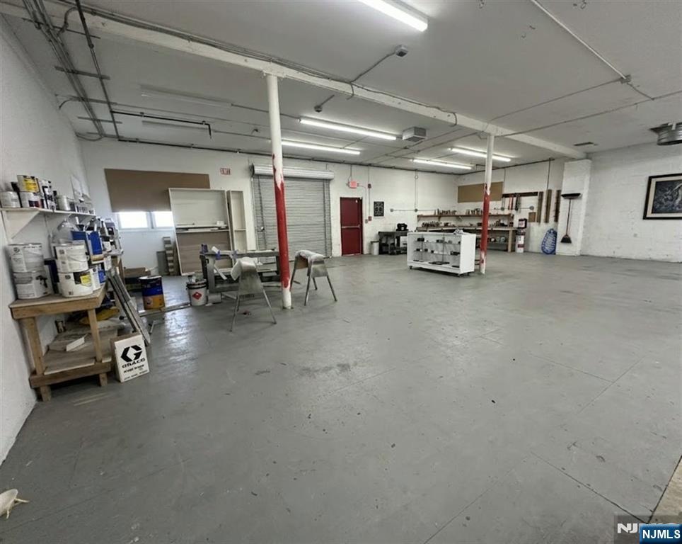 711 Broadway - Photo 4