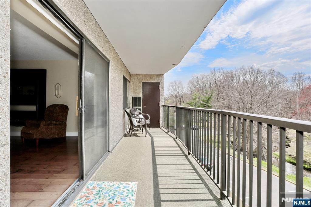 521 Piermont Avenue UNIT 306A, River Vale, NJ, 07675