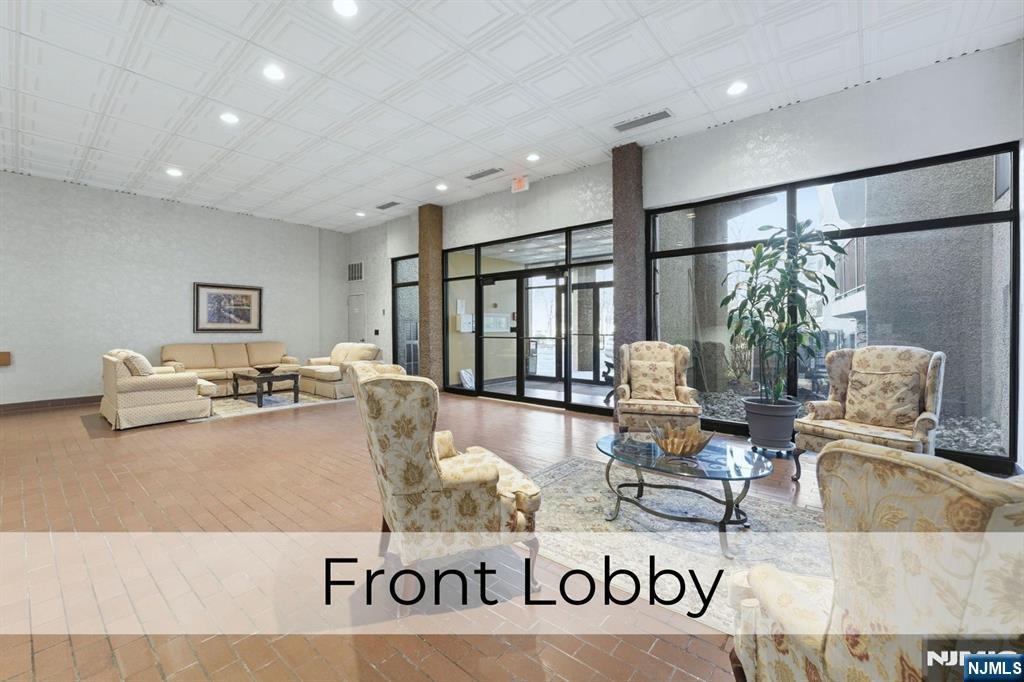 521 Piermont Avenue UNIT 306A, River Vale, NJ, 07675