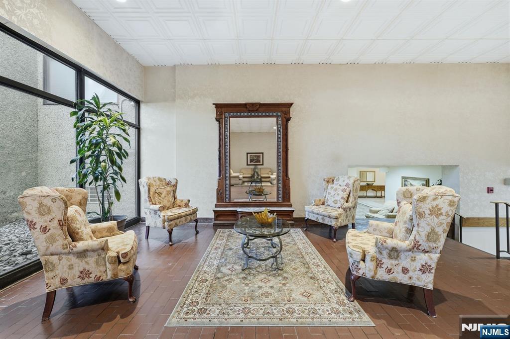 521 Piermont Avenue UNIT 306A, River Vale, NJ, 07675