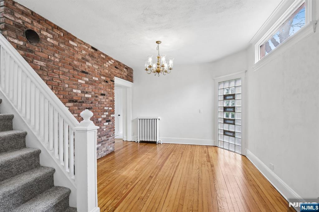 Homes for sale in Leonia, NJ | 161 Chestnut St, Leonia, NJ 07605 | MLS# 26010594