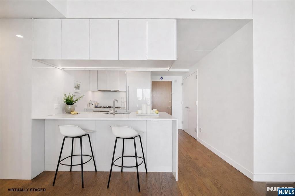 99 Hudson Street #2607