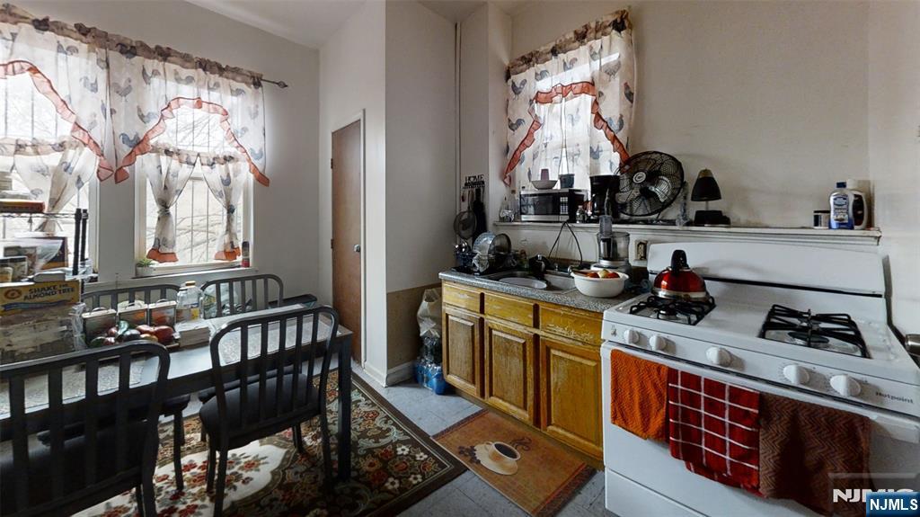 504 Springfield Avenue, Newark, NJ, 07103