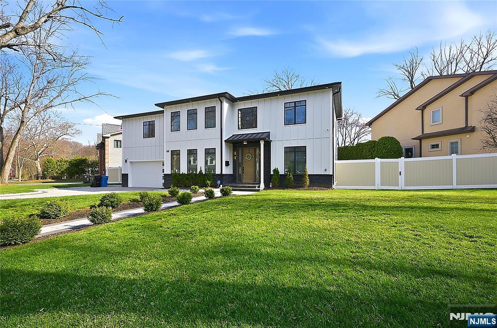 66 Knollwood Drive - Photo 3