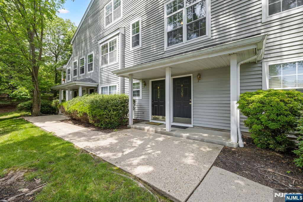 1306 Paddington Road 1306 - Photo 3