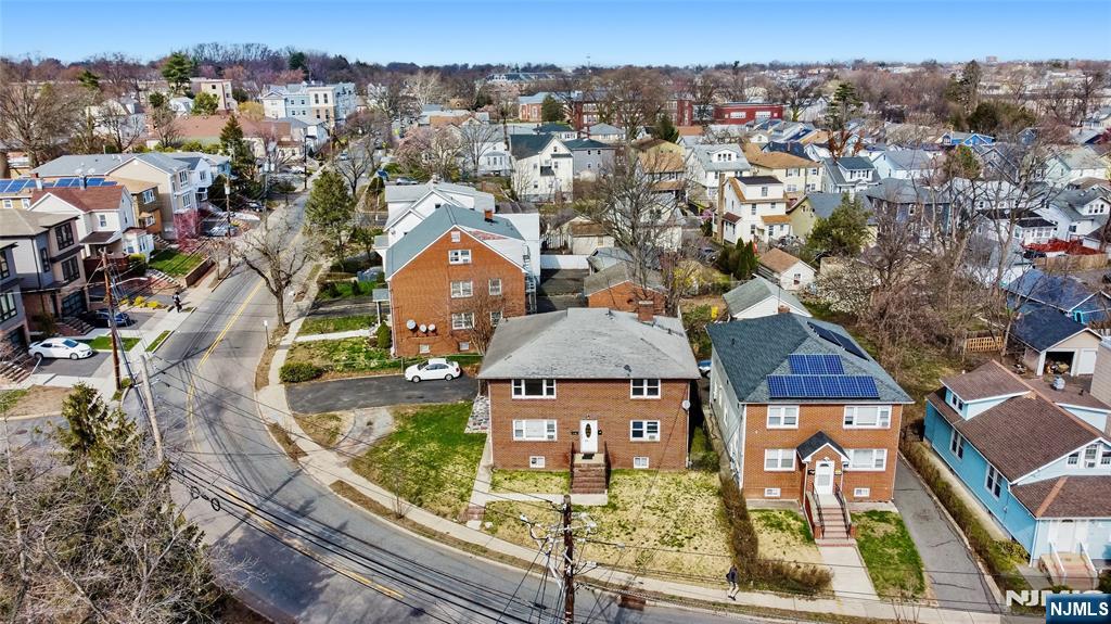 362 Boyden Avenue - Photo 2