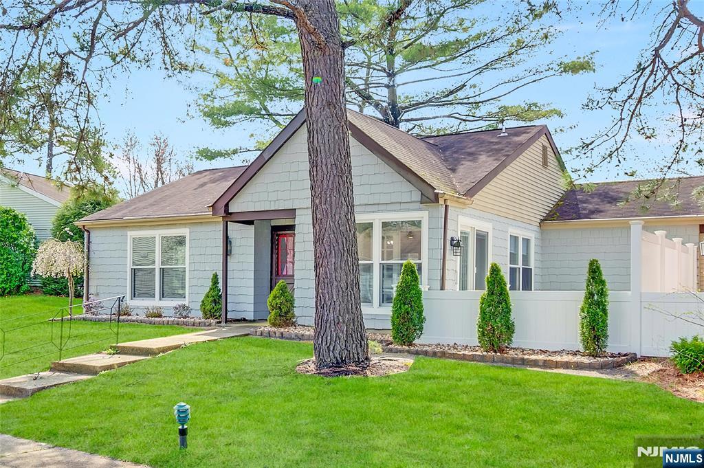 945A Liverpool Circle - Photo 2