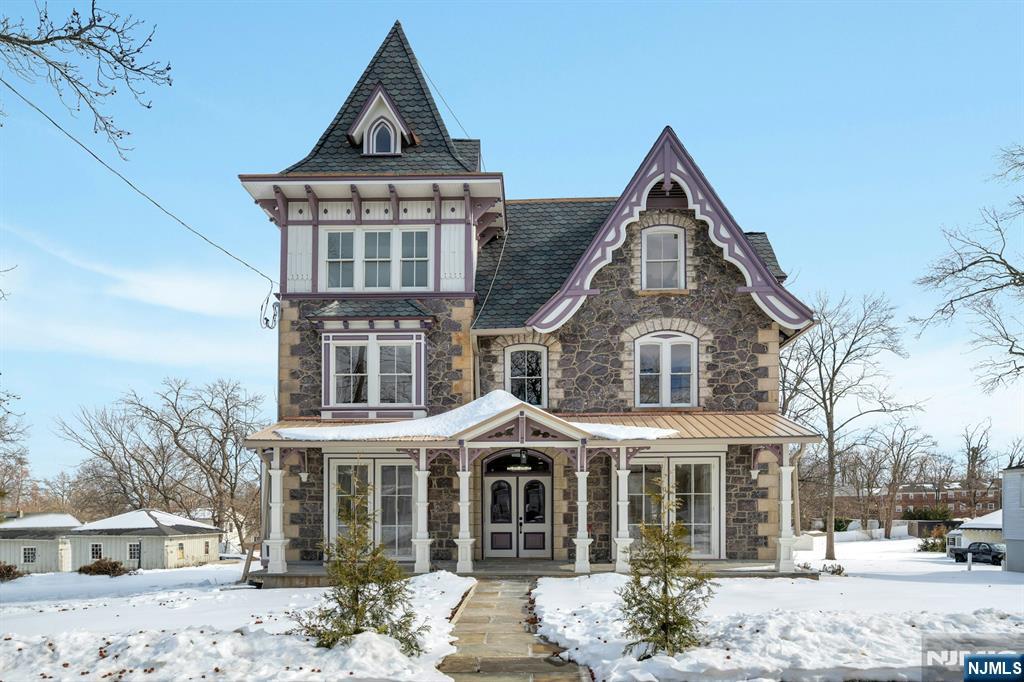 52 Hillside UNIT B, Tenafly, NJ, 07670