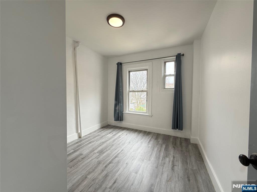 270 1/2 Summit Avenue — photo 29
