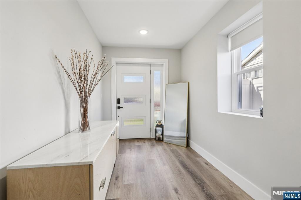 130 Brighton Avenue - Photo 4