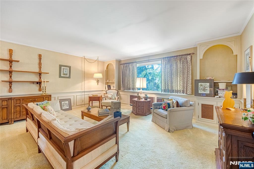 Large open living room open to dining room