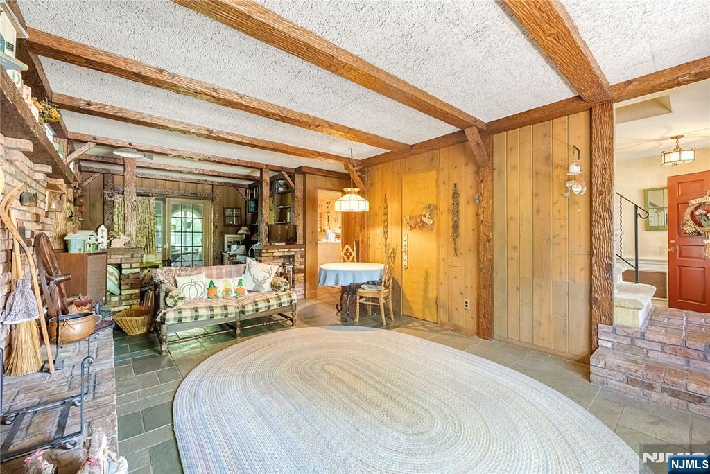 156 Cedar Avenue - Photo 5